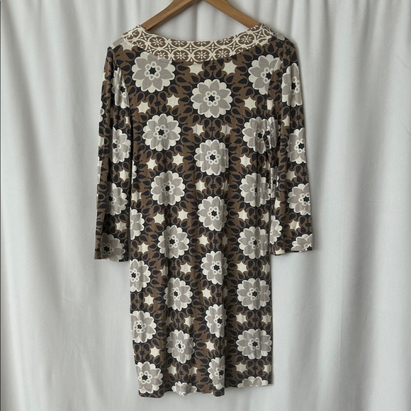 Boden Pretty Boho Tan/Navy Floral 3/4 Sleeve Patterned Midi Dress **Size 10** 🌸🌸 - Picture 2 of 7